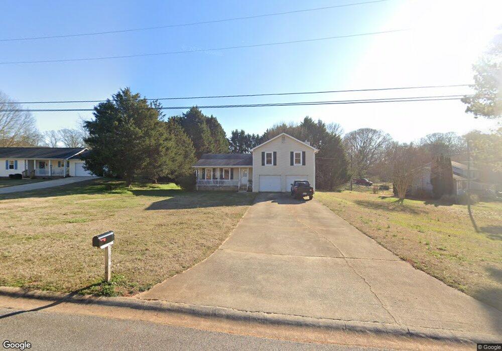 210 Waymon Dr, Stockbridge, GA 30281 - photo 1