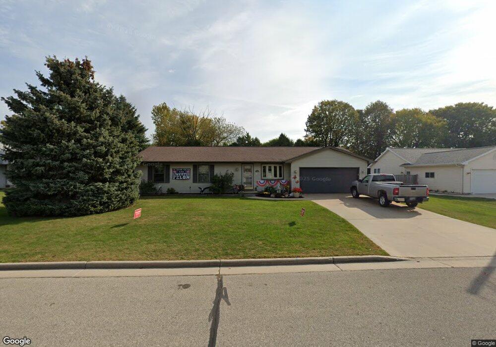 3600 N Whitney Dr, Appleton, WI 54914 - photo 1