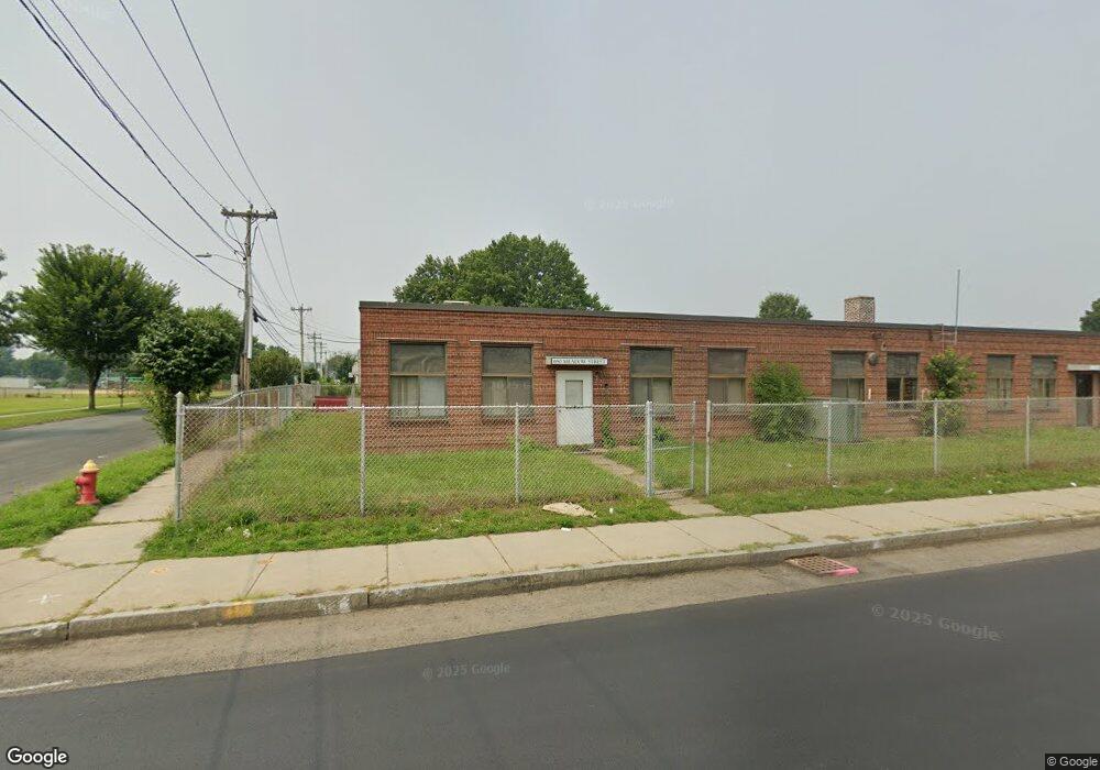 680 Meadow St, Chicopee, MA 01013 - photo 1