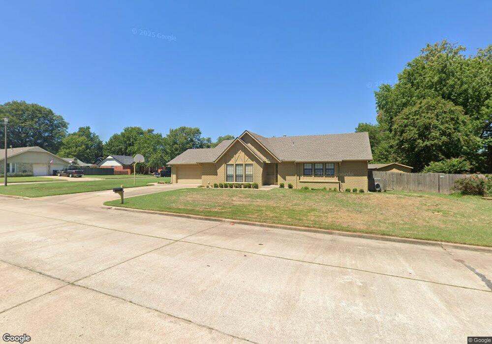 716 W South Park Blvd, Broken Arrow, OK 74011 - photo 1