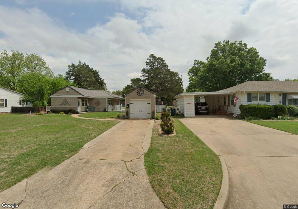 1312 N Grand Blvd, Duncan, OK 73533 - photo 1