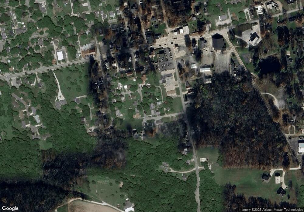 112 10th St, Covington, IN 47932 - photo 1