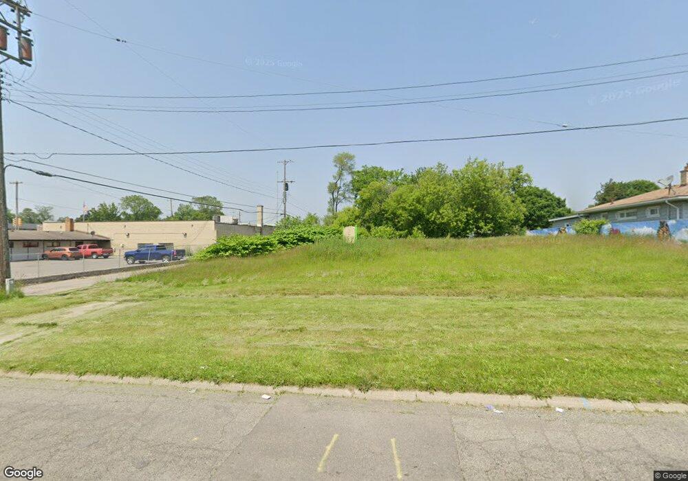 1117 Forest Hill Ave, Flint, MI 48504 - photo 1