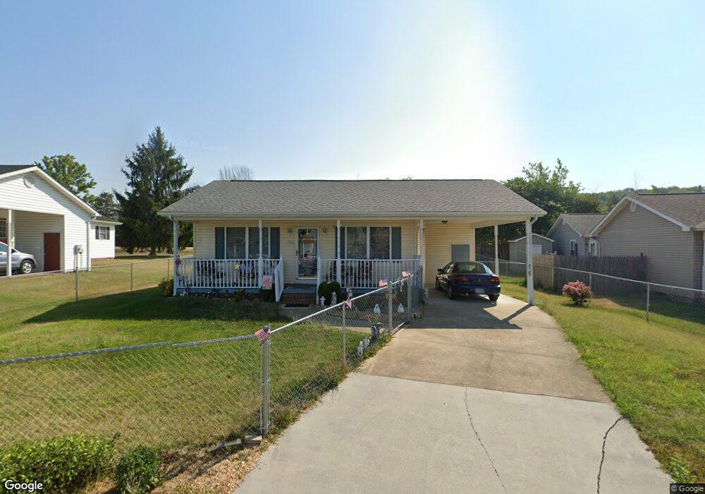 945 Dutchess Cir, Strasburg, VA 22657 - photo 1