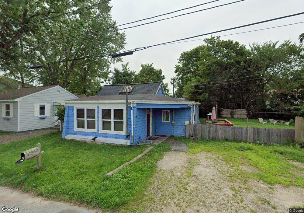 15 Curtis St, Warwick, RI 02889 - photo 1