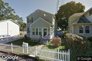 8 Oakwood Rd, Quincy, MA 02169