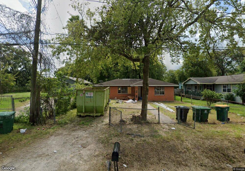 4008 Vaughn St, Houston, TX 77016 - photo 1