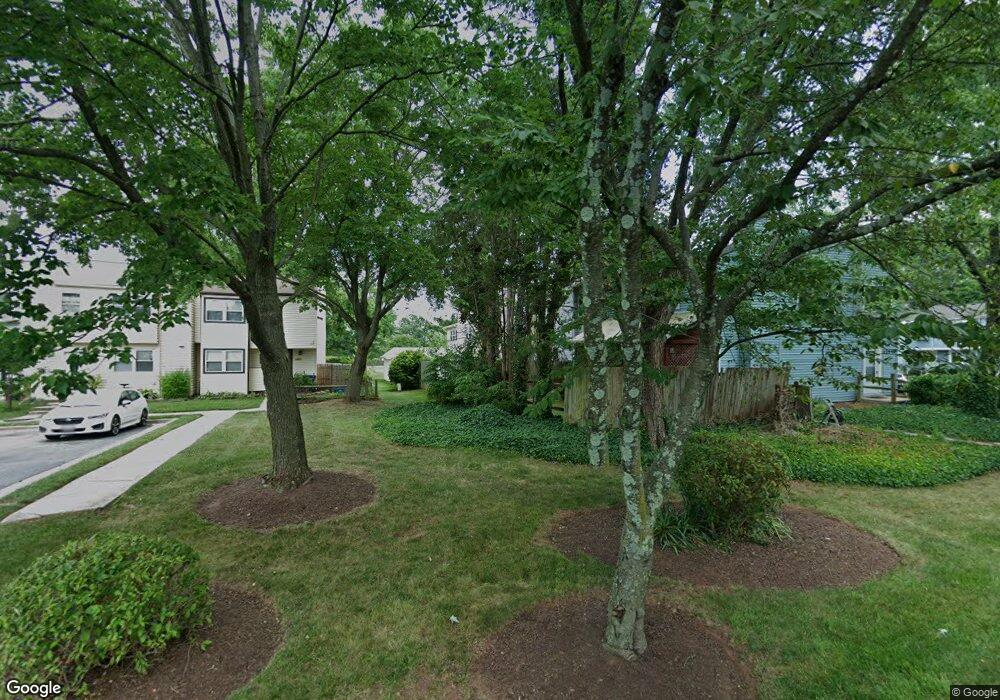 17437 Hoskinson Rd, Poolesville, MD 20837 - photo 1