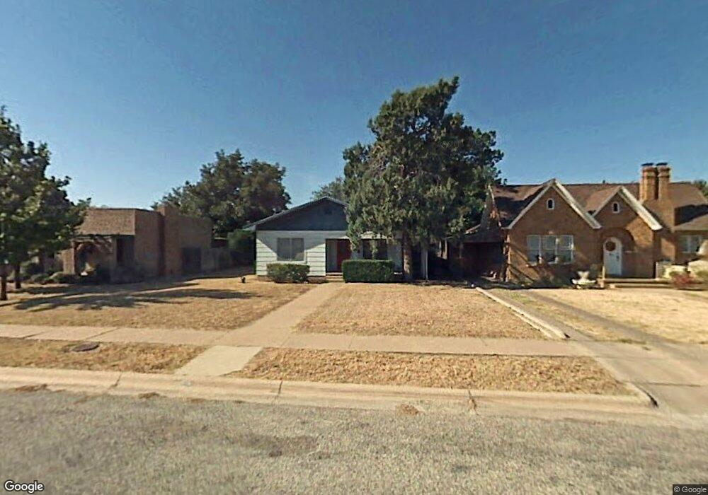 1604 Runnels St, Big Spring, TX 79720 - photo 1