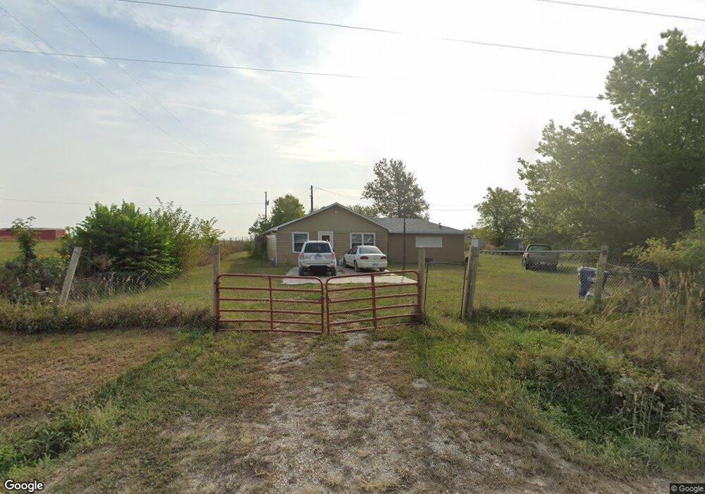 1648 NW West Union Rd, Topeka, KS 66615 - photo 1