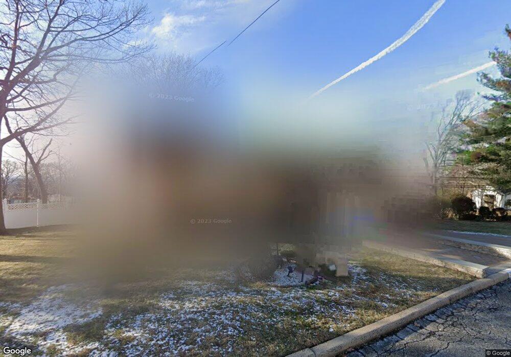 2357 Jones Rd, Fort Lee, NJ 07024 - photo 1