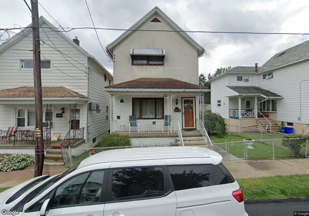 1717 Hawthorne St, Scranton, PA 18504 - photo 1