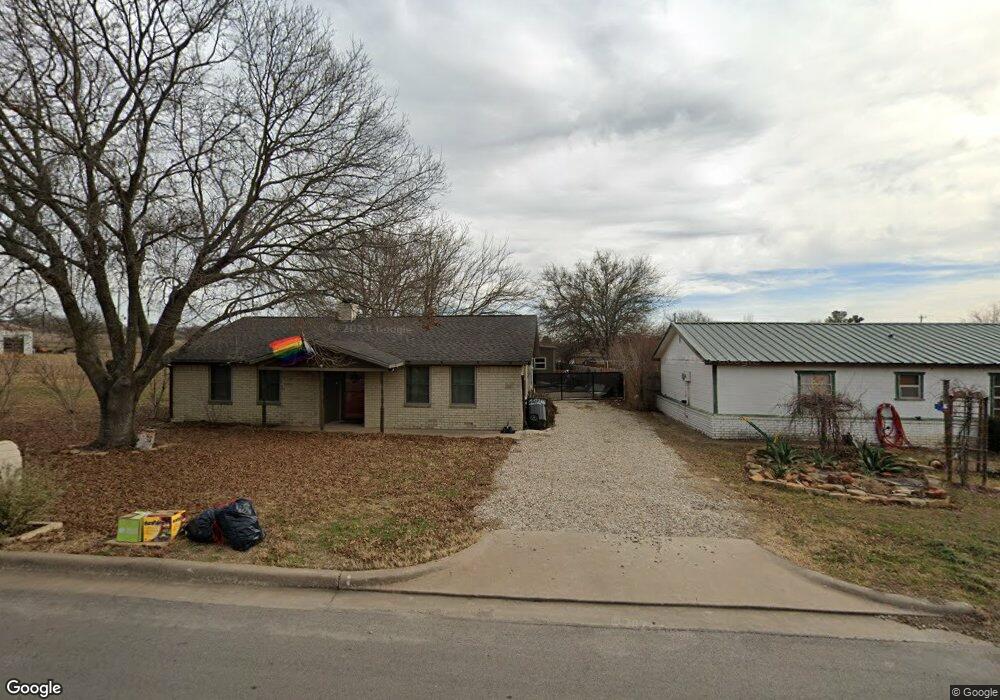 202 Kathey St, Weatherford, TX 76088 - photo 1