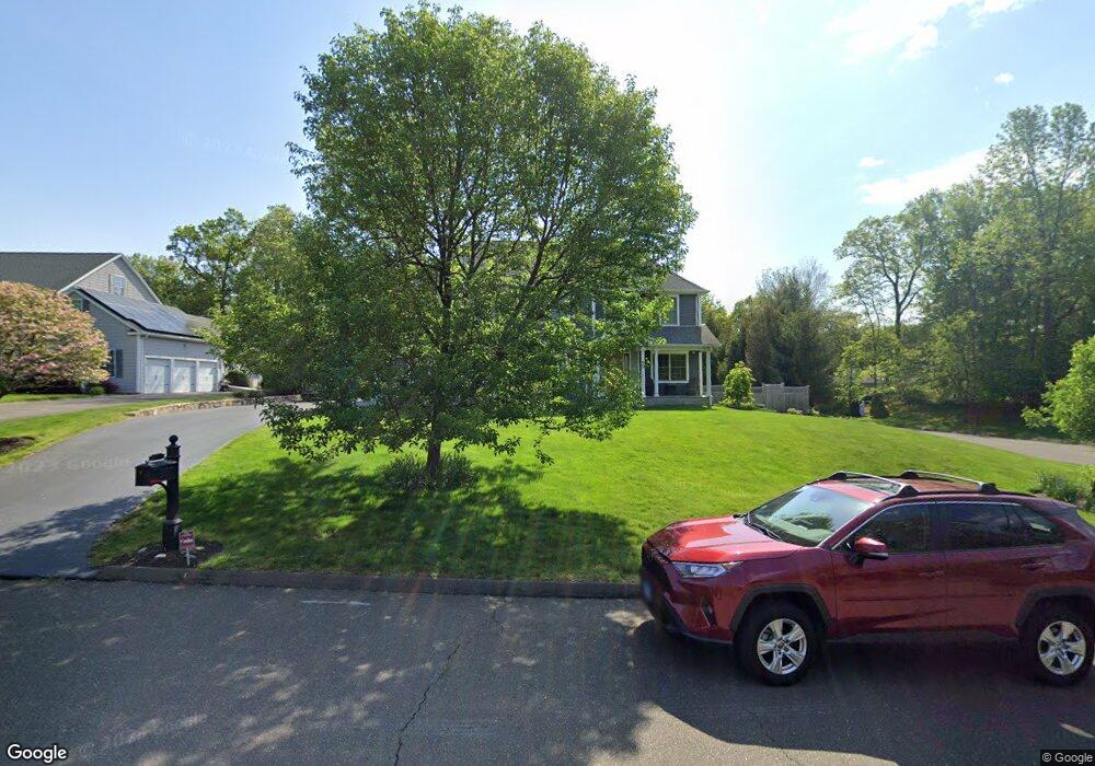 4 Cook Cir, Trumbull, CT 06611 - photo 1