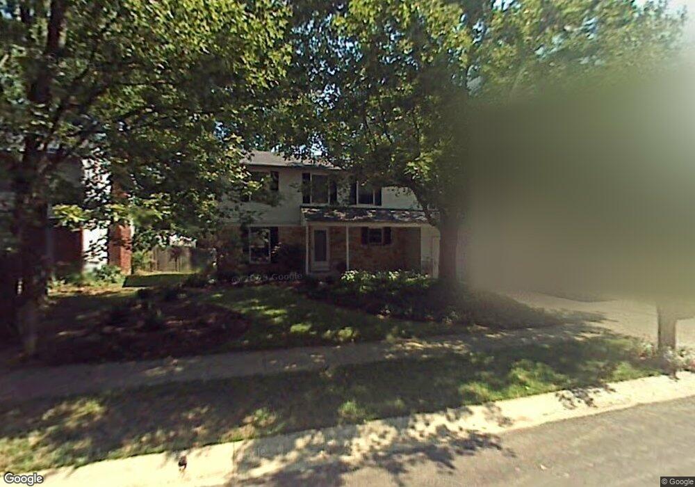 818 Mcdonell Dr, Columbus, OH 43230 - photo 1