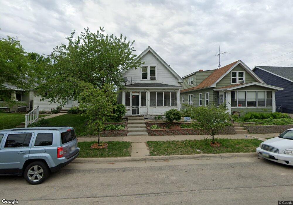 1009 10th St SE, Cedar Rapids, IA 52401 - photo 1