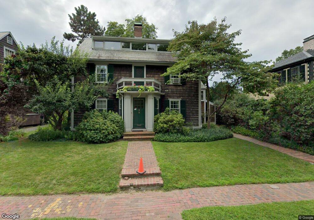 16 Gray Gardens W, Cambridge, MA 02138 - photo 1