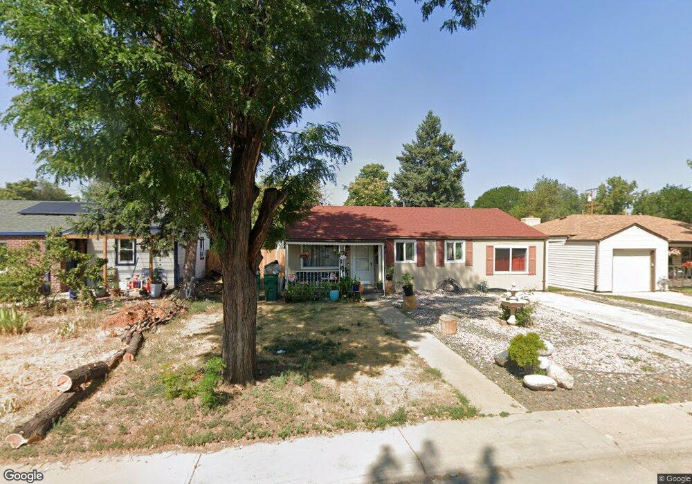 1131 Hanover St, Aurora, CO 80010 - photo 1