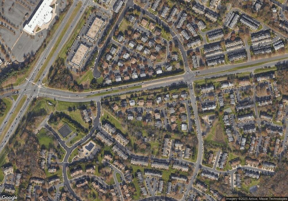 14018D Grumble Jones Ct, Centreville, VA 20121 - photo 1