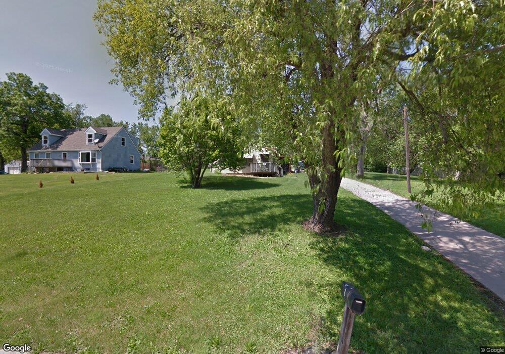 1202 E Herold Ave, Des Moines, IA 50315 - photo 1