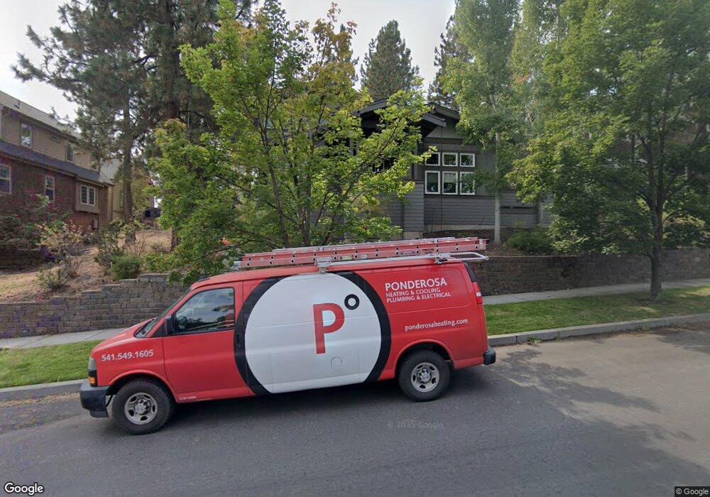 2275 NW Lemhi Pass Dr, Bend, OR 97701 - photo 1