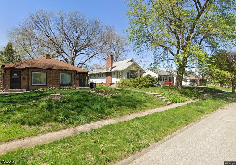 2608 40th Place, Des Moines, IA 50310 - photo 1