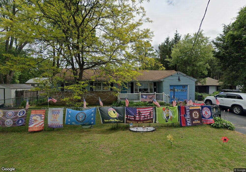 211 Laurelton St, Springfield, MA 01109 - photo 1