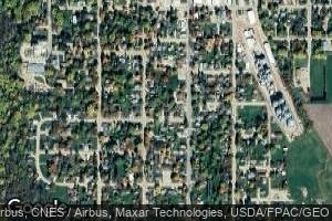 108 W 5th St, Riceville, IA 50466