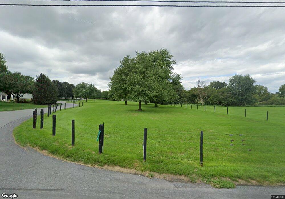 574 Gibbons Rd, Bird In Hand, PA 17505 - photo 1