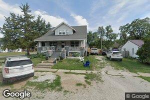 201 E Douglas St, Macon, MO 63552