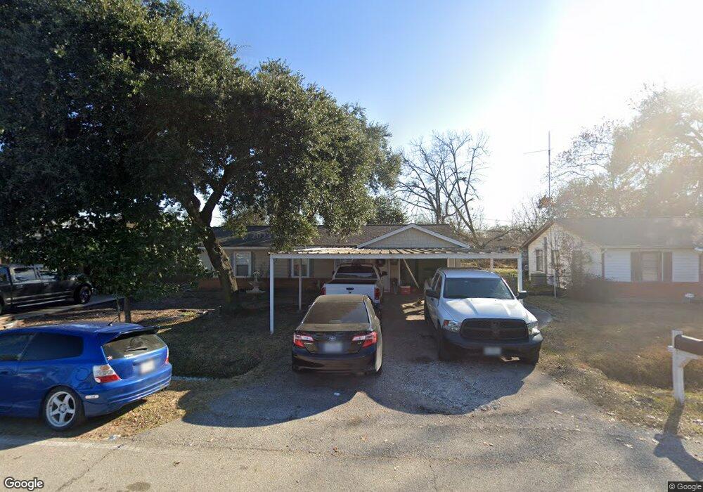 2226 Mooney Rd, Houston, TX 77093 - photo 1