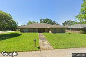 200 Ormond Oaks Dr, Destrehan, LA 70047