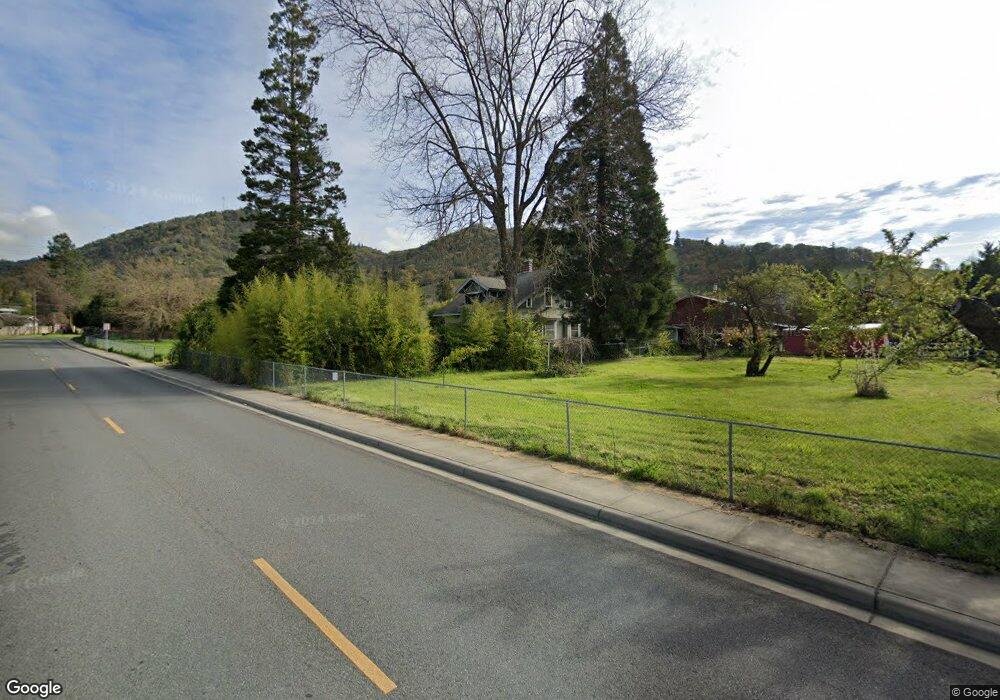 1857 NE D St, Grants Pass, OR 97526 - photo 1