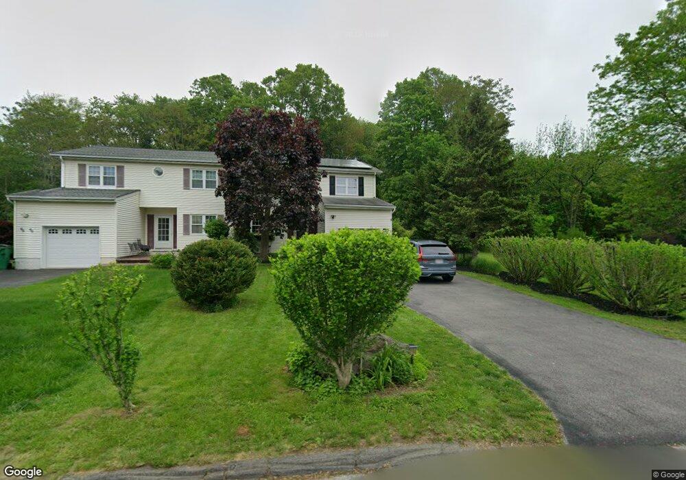 60 Fieldstone Blvd, Wappingers Falls, NY 12590 - photo 1