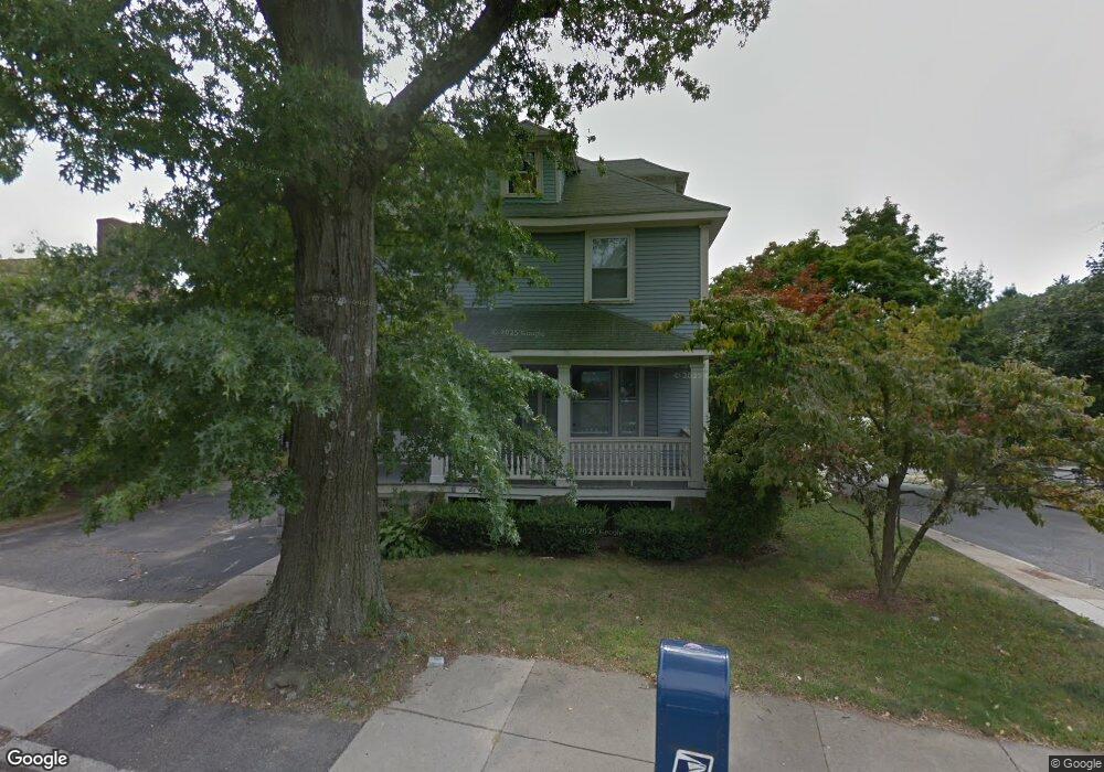 644 Lagrange St, West Roxbury, MA 02132 - photo 1