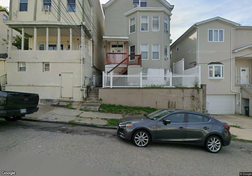 19 N 6th St unit 2, Paterson, NJ 07522 - photo 1