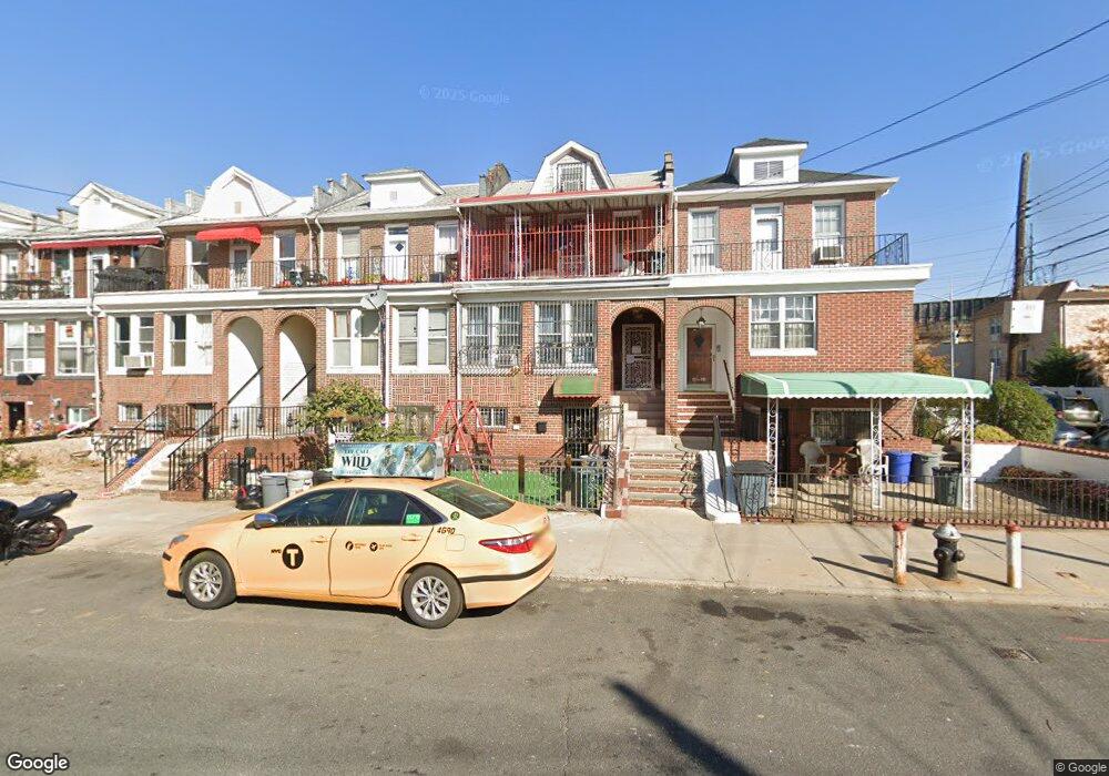 4415 25th Ave, Astoria, NY 11103 - photo 1