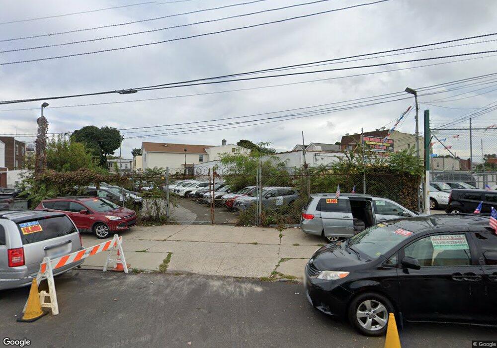 8423 Rockaway Blvd, Jamaica, NY 11416 - photo 1