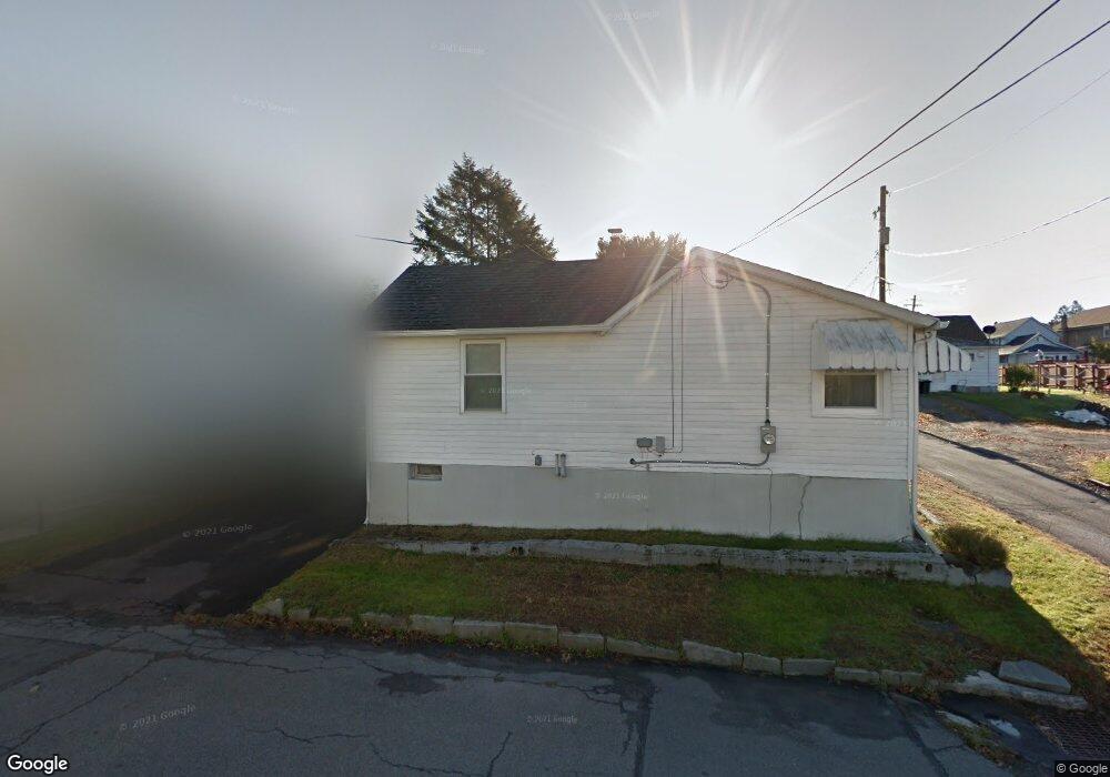 175 Center St, Dupont, PA 18641 - photo 1