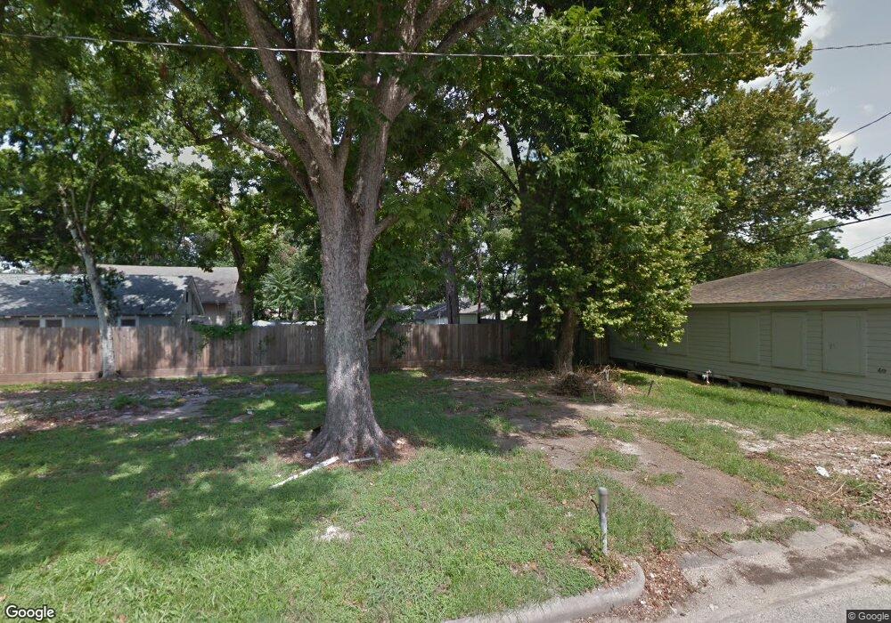 2508 Gostick St, Houston, TX 77008 - photo 1