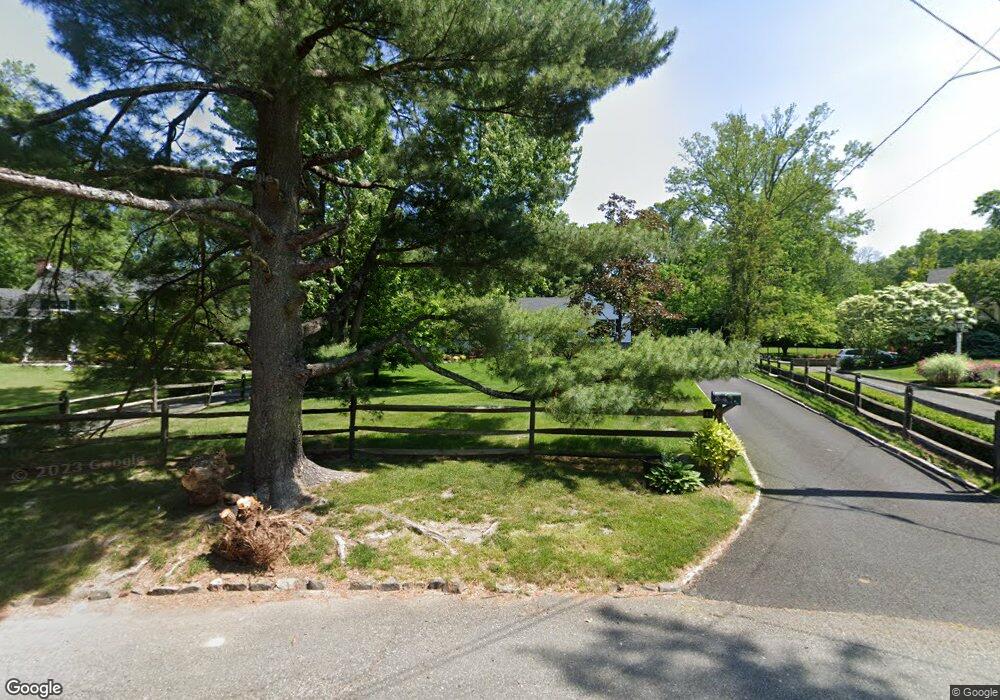 41 Pine Ct, New Providence, NJ 07974 - photo 1