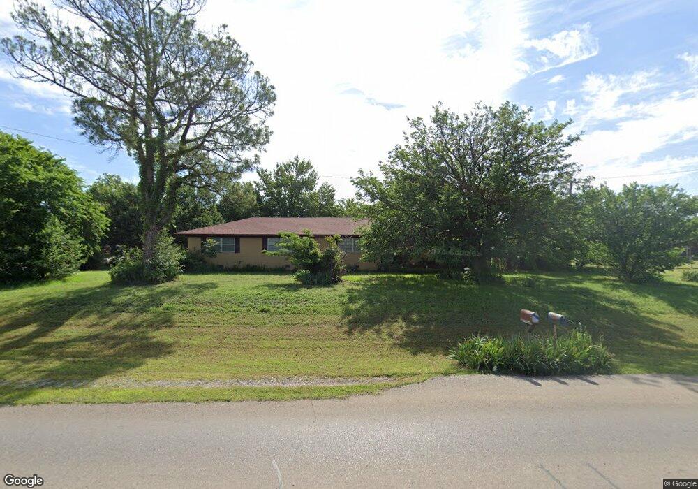 611 N 8th St, Cache, OK 73527 - photo 1