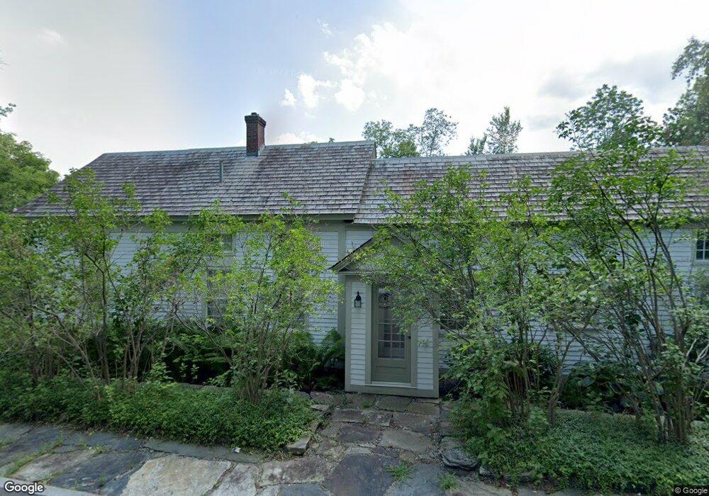 7 Cross St, Newfane, VT 05345 - photo 1