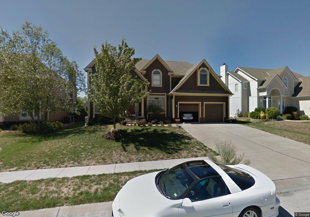 3824 SW Boulder Dr, Lees Summit, MO 64082 - photo 1