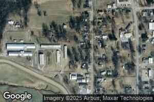 371 N 5th St, Albion, IL 62806