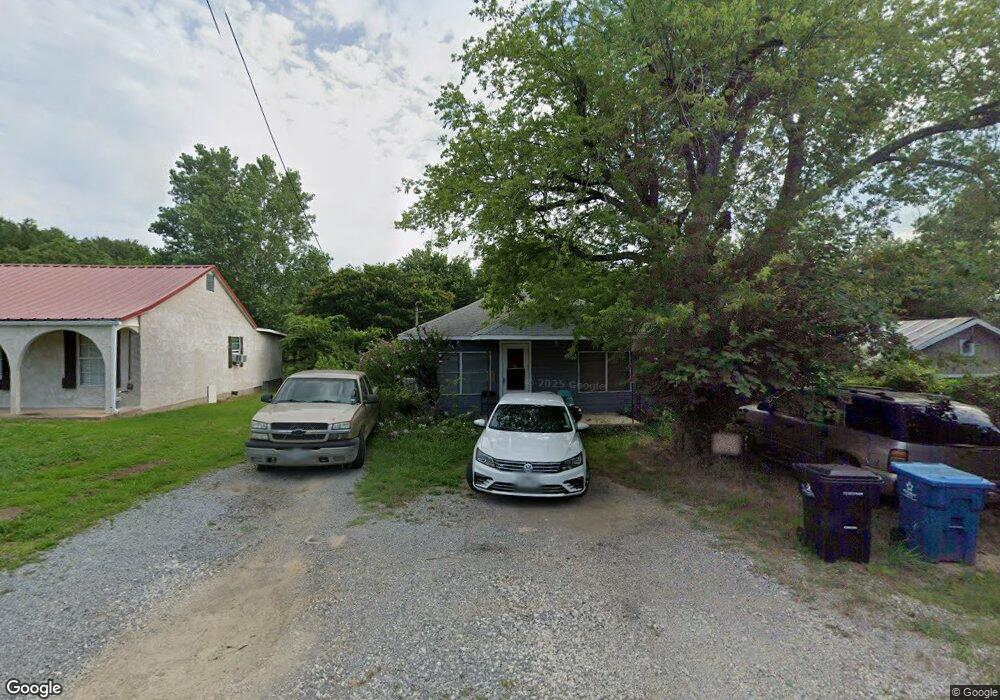 431 E Hanna St, Denison, TX 75021 - photo 1