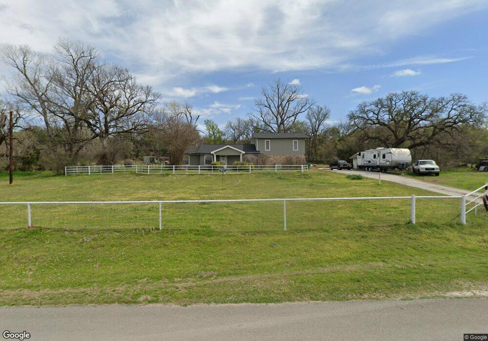 5701 Lazy Bend Rd, Millsap, TX 76066 - photo 1
