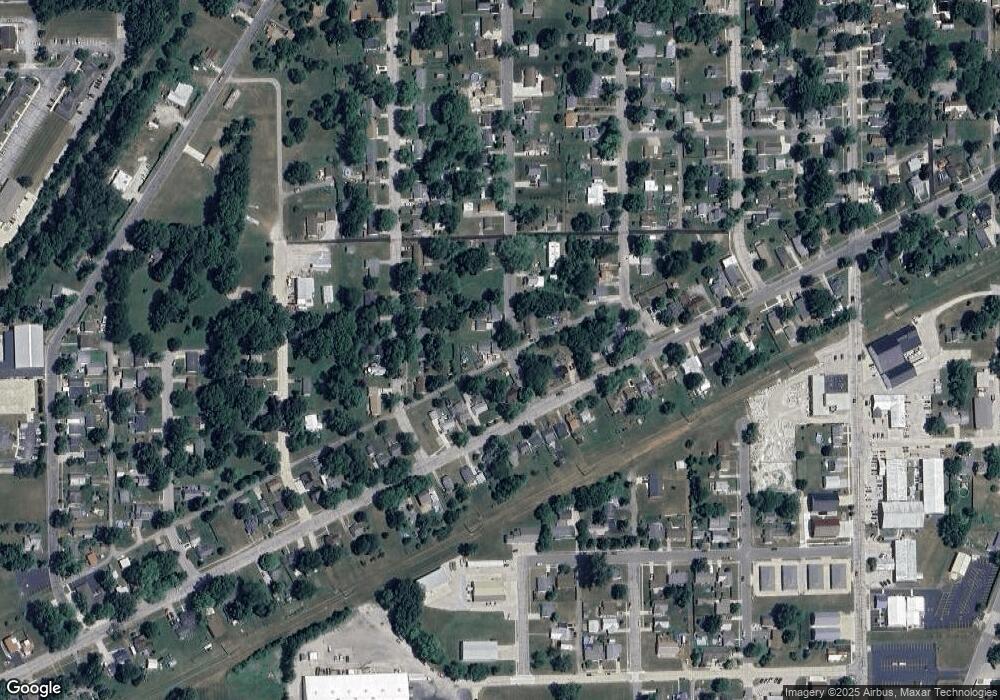 1545 Hazel St, Auburn, IN 46706 - photo 1