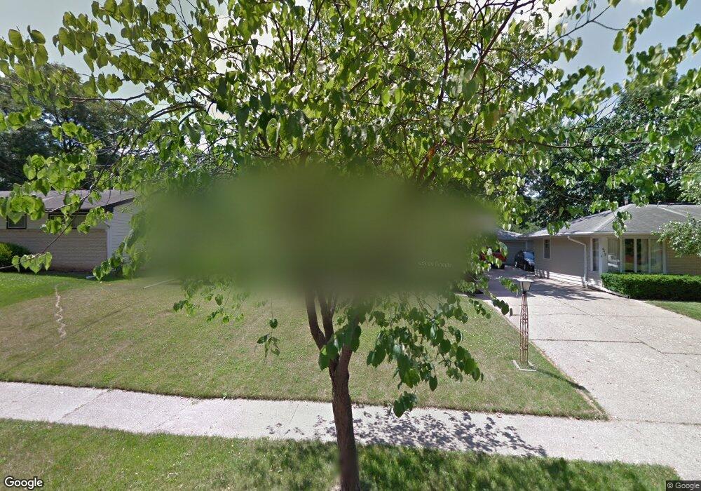 4214 Aurora Ave, Des Moines, IA 50310 - photo 1