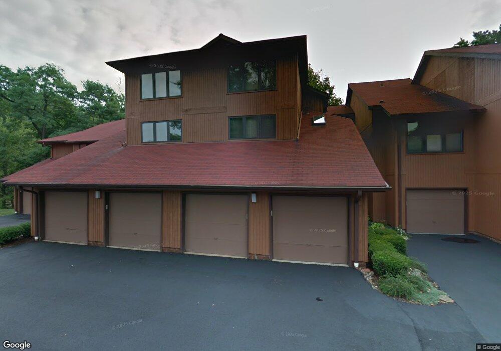 25040 Mill River Rd, Olmsted Falls, OH 44138 - photo 1